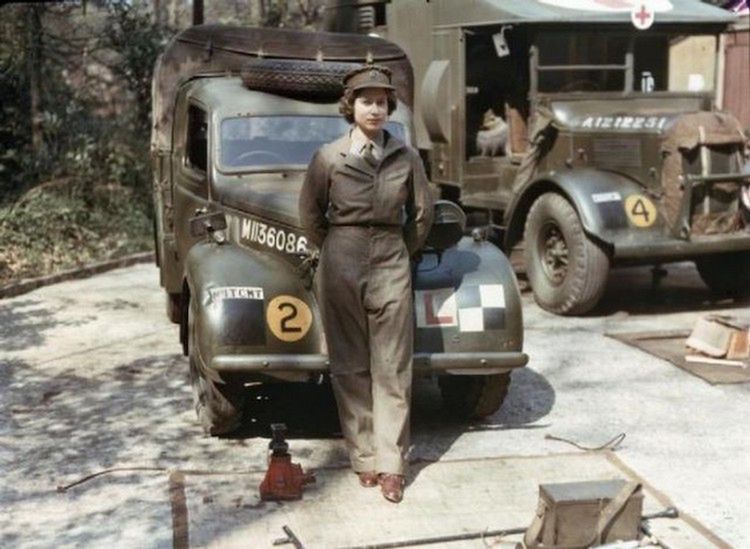 Historyczne fotografie zdradzają, jak wyglądali światowi przywódcy, zanim zostali politykami 6