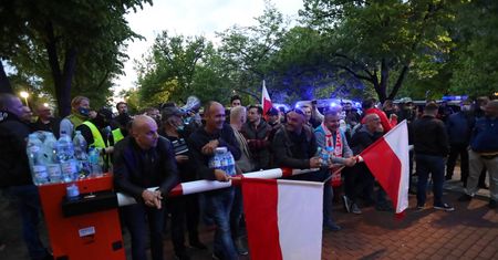Policja podała szczegóły strajku przedsiębiorców. Zatrzymania, pacyfikacja w nocy