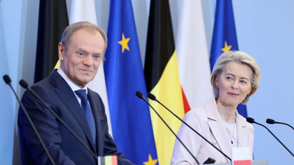 Premier Donald Tusk i szefowa KE Ursula von der Leyen 