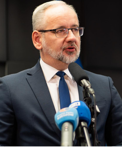 "Skrajnie niekompetentny". Niedzielski zaatakowany po apelu ws. grypy