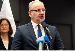 "Skrajnie niekompetentny". Niedzielski zaatakowany po apelu ws. grypy