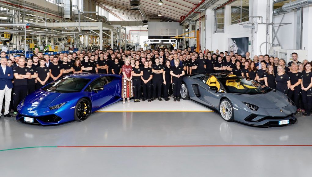 Lamborghini ma powody do świętowania. Wyprodukowało 11 000 Huracanów i 8000 Aventadorów