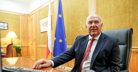 Zmiany w Polskim Ładzie. Kościński: w styczniu możliwe niższe pensje