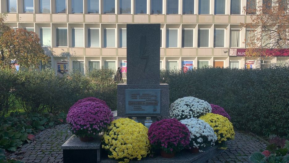 Warszawa. Złożyliśmy kwiaty pod pomnikiem AK Zaremba-Piorun