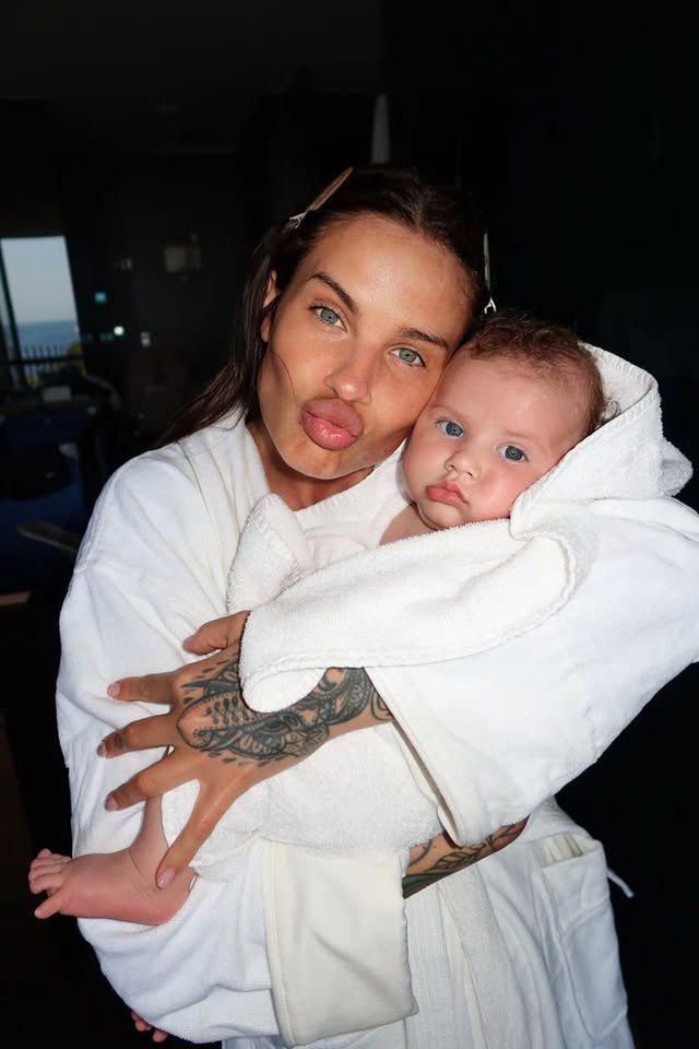 Karolina Gilon z synem