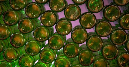 Najzdrowszy alkohol. Polacy sięgają po niego zwłaszcza latem