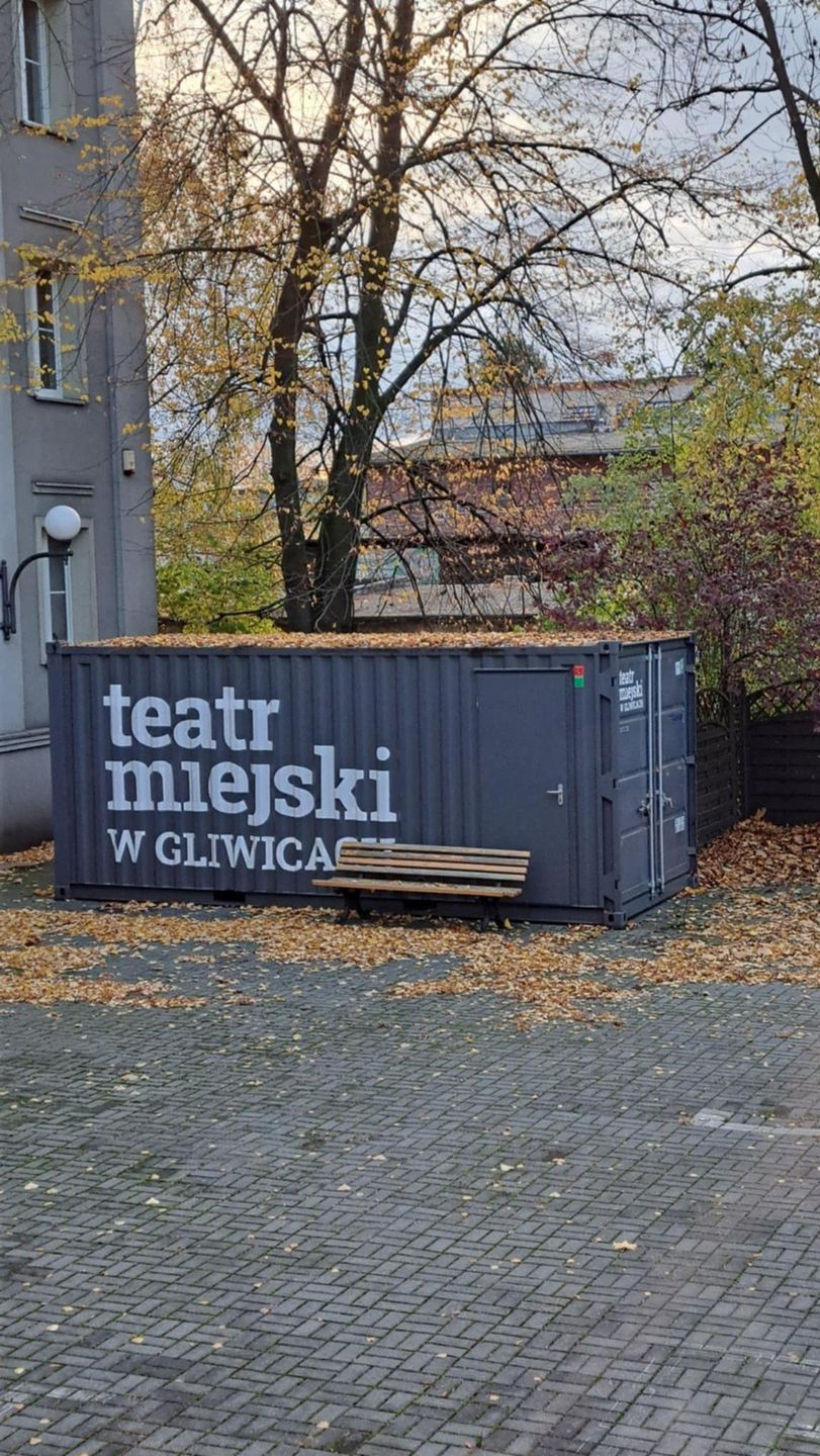 Spektakl Zimny prysznic w Teatrze Miejskim w Gliwicach