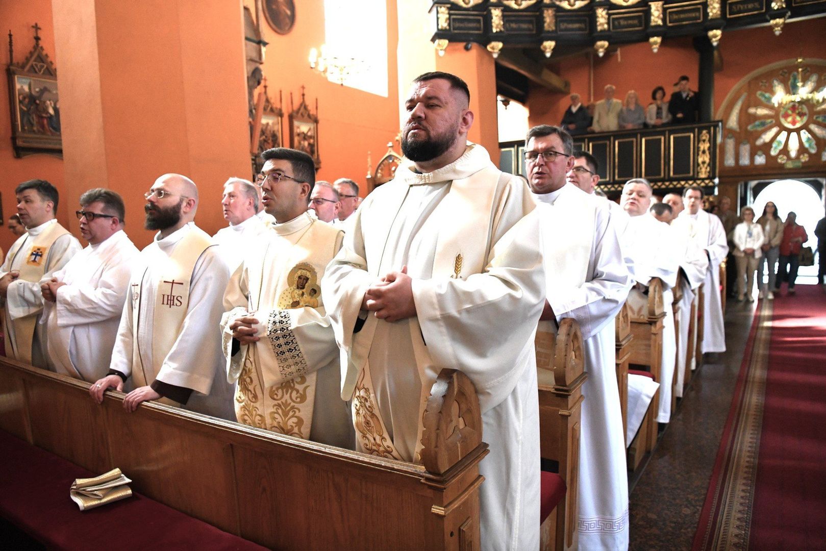 Administrator parafii to kapłan, który de facto pełni obowiązki proboszcza, ale formalnie nim jeszcze nie jest.ks. Arkadiusz Cygański - Bojadłaks. Arkadiusz Kryś - Ogardyks. Łukasz Parniewski - Bożnów i Tomaszowoks. Piotr Piestrzyński - Osiecznicaks. Mariusz Szafryk - Lubiszyn