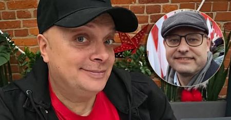 Krzysztof Skiba nie próżnuje nawet w święta. Złośliwie kąsa Romanowskiego: "Nie tylko kropeczki ma w majtach"