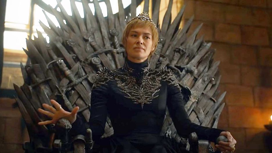 Cersei Lannister na tronie.