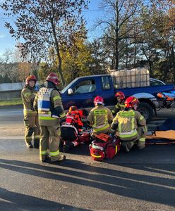 Kierowca nie ustąpił pierwszeństwa. Ranne dwie nastolatki
