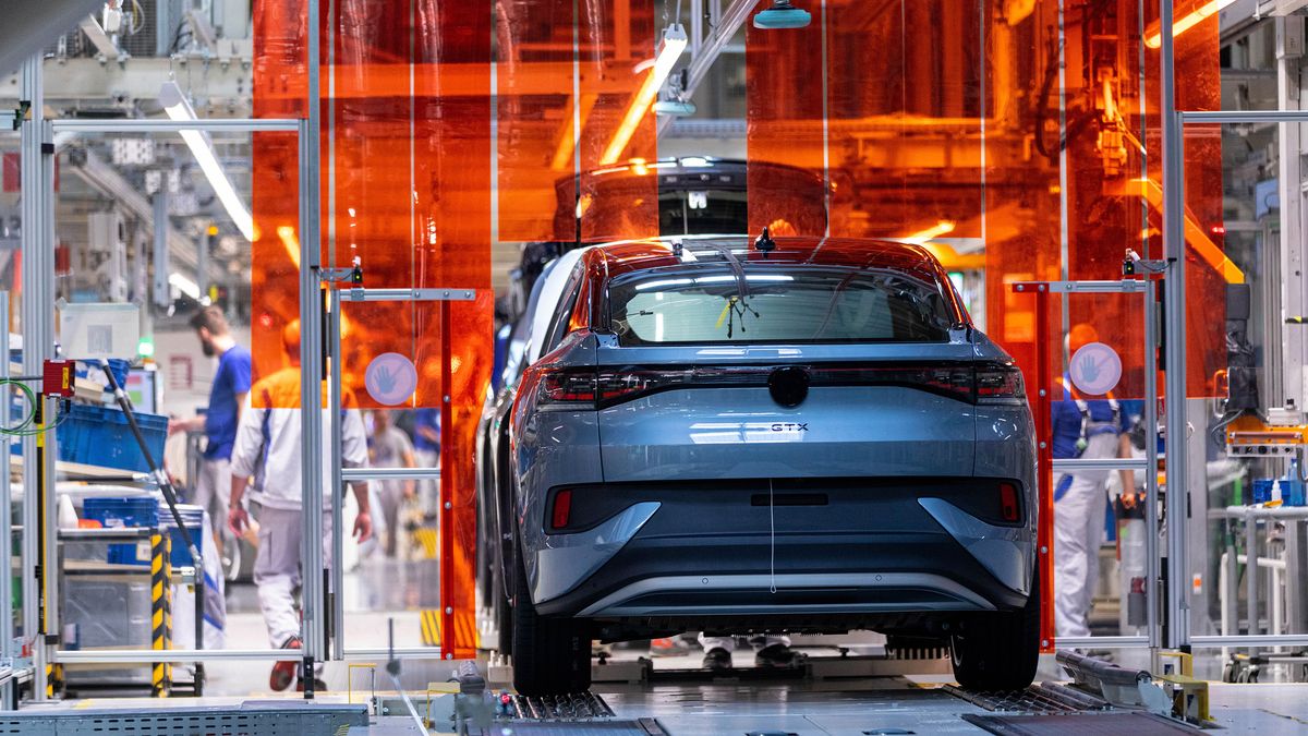 A Volkswagen AG (VW) ID.5 electric sports utility vehicle (eSUV) on the assembly line at the automaker's electric automobile plant in Zwickau, Germany, on Tuesday, April 26, 2022. The Zwickau assembly lines are the centerpiece of a plan by VW, the world's biggest automaker, to manufacture as many as 330,000 cars annually. Photographer: Krisztian Bocsi/Bloomberg via Getty Images