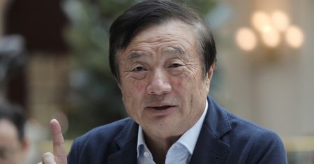 Afera Huawei. Założyciel firmy odgraża się Stanom Zjednoczonym
