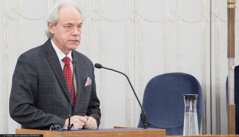 Senator Adam Szejnfeld skrytykował tarczę antykryzysową podczas poniedziałkowego posiedzenia Senatu