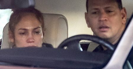 Narzeczony doprowadził Jennifer Lopez do łez. Kłótnię kochanków uwiecznili paparazzi. Aż przykro patrzeć
