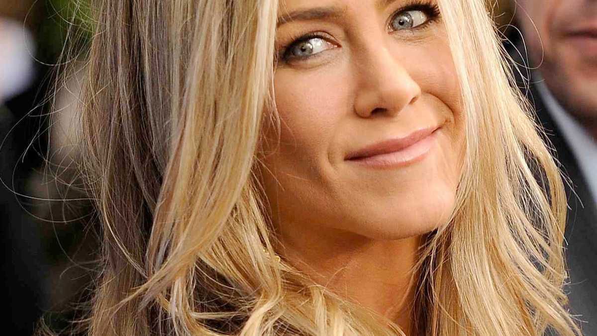 Nowy partner Jennifer Aniston udzielił wywiadu: "Może nie mam wyglądu Brada Pitta, ale…". Długo się ukrywał przed światem