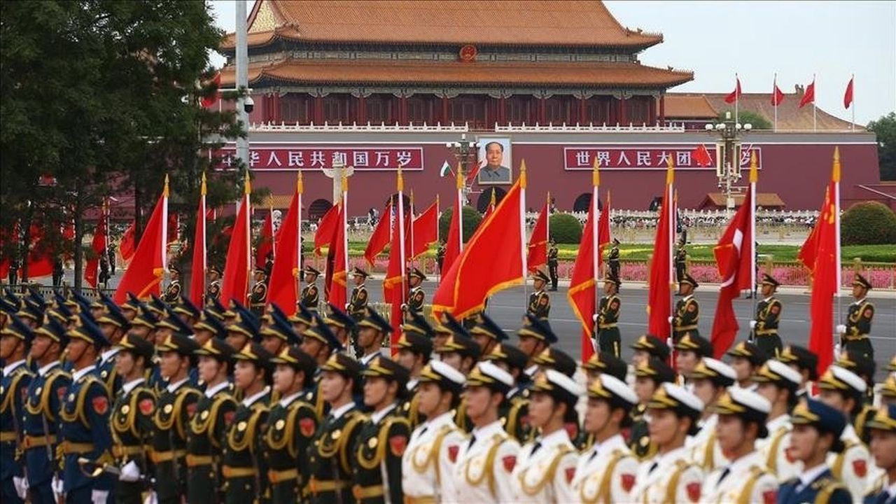 Chiny prężą muskuły. Zapowiadają prezentację nowej broni