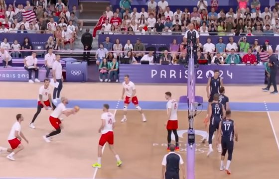 Siatkarze awanowali na igrzyskach do finału. TVP chwali się widownią