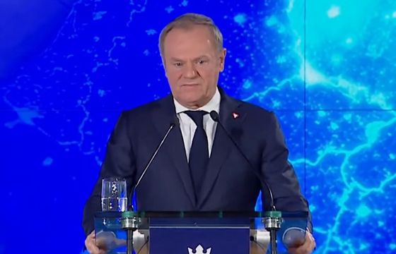 Donald Tusk zapowiedział kolejne inwestycje koncernów cyfrowych. „Szansa, ale trzeba podchodzić ostrożnie”