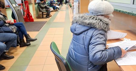 ZUS zasypany wnioskami o rentę wdowią. Rekordowa liczba