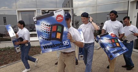 Windows 95 nie oszczędzał energii CPU. Wyjaśnia ekspert Microsoftu
