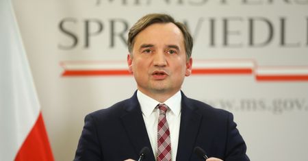 Ziobro chce walczyć z lichwą. Liczy na dzisiejsze głosowanie w Sejmie