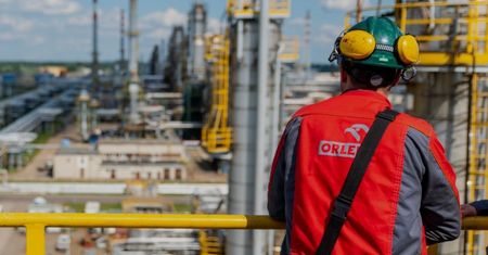Orlen prezentuje nową strategię. Giełda już reaguje