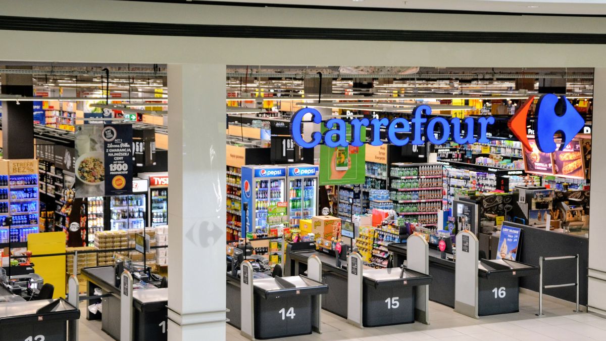 Carrefour szykuje grupowe zwolnienia w Polsce. Wiadomo, gdzie