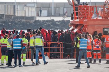 Horror na oceanie. Kobieta zgwałcona na łodzi migrantów