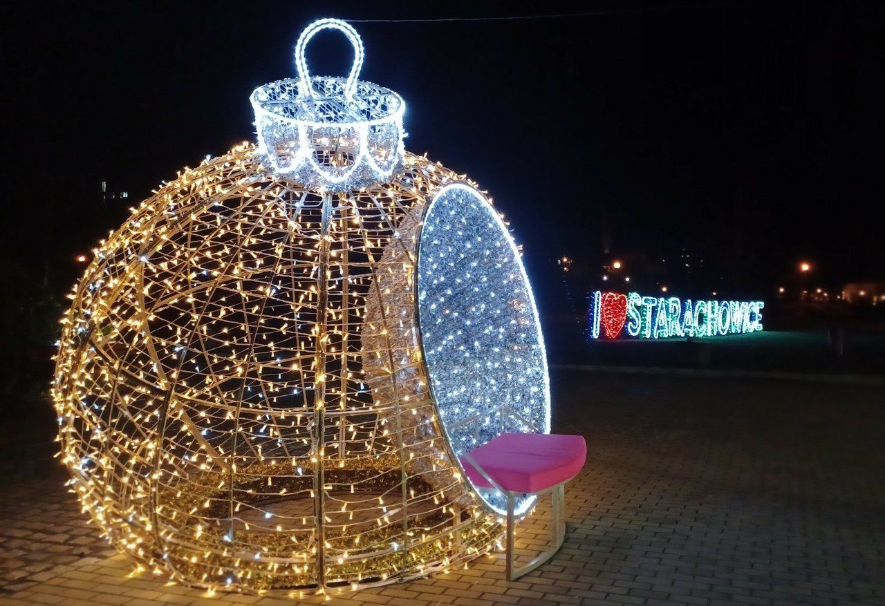 Świąteczne iluminacje rozświetlą miasto.