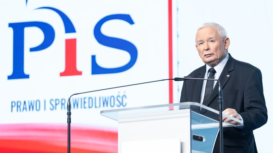 Jaroslaw Kaczynski, the leader of the right-wing Law and Justice (PiS) party, is speaking during a press conference in Warsaw, Poland, on September 05, 2024 (Photo by Foto Olimpik/NurPhoto via Getty Images)