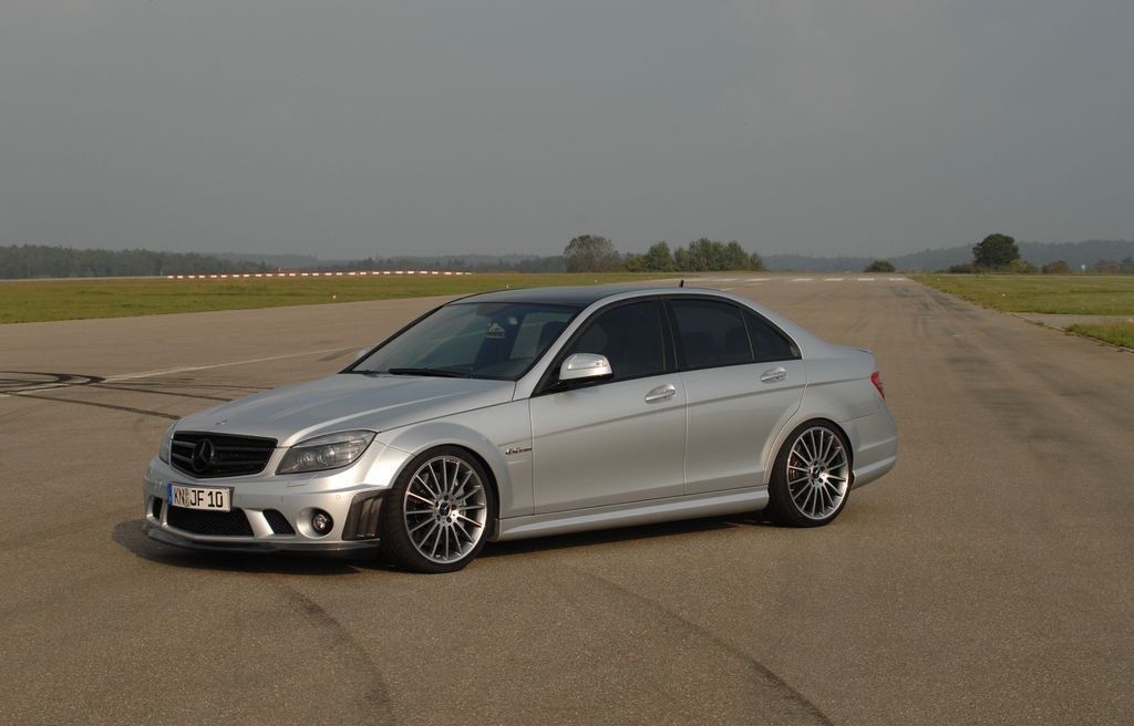 Mercedes-Benz C 63 AMG po tuningu [Galeria] 23