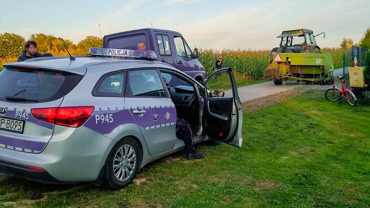 Pijany dziadek szarżował traktorem po wsi.