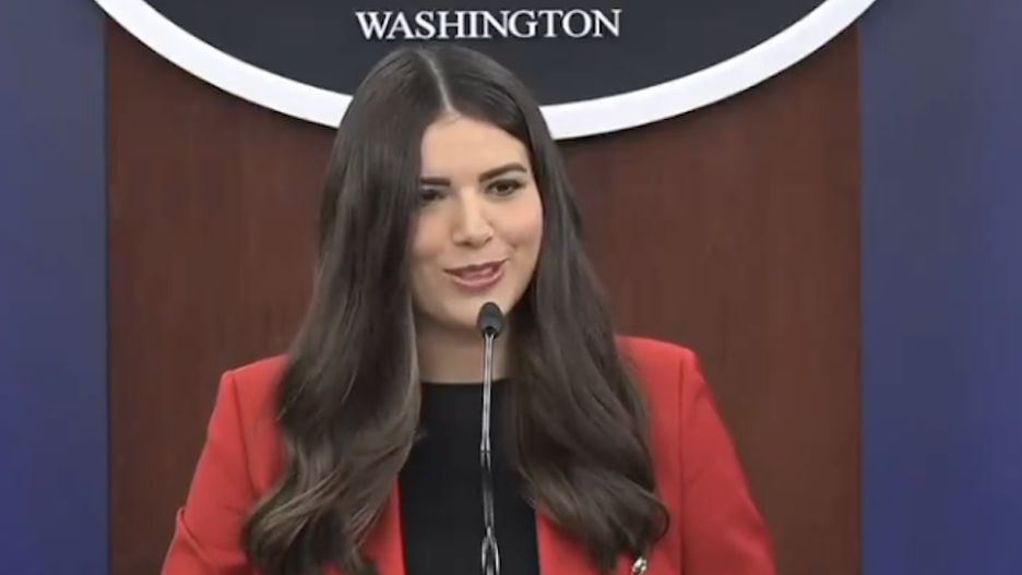 Kingsley Wilson, rzeczniczka Pentagonu podczas