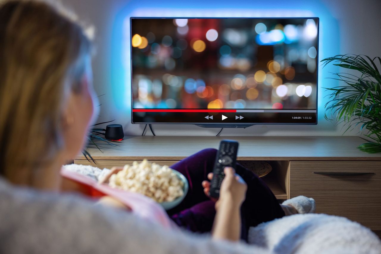 Telewizja Nowej Generacji w Play – idealne połączenie TV i streamingu