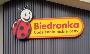 W namiocie Biedronki było 40 stopni. Sieć zabrała głos