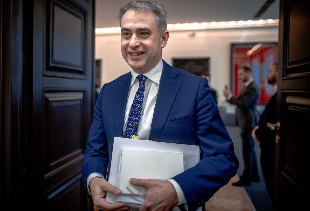 Minister zapowiada rozwój mObywatela, sztucznej inteligencji i cyberodporności w Polsce