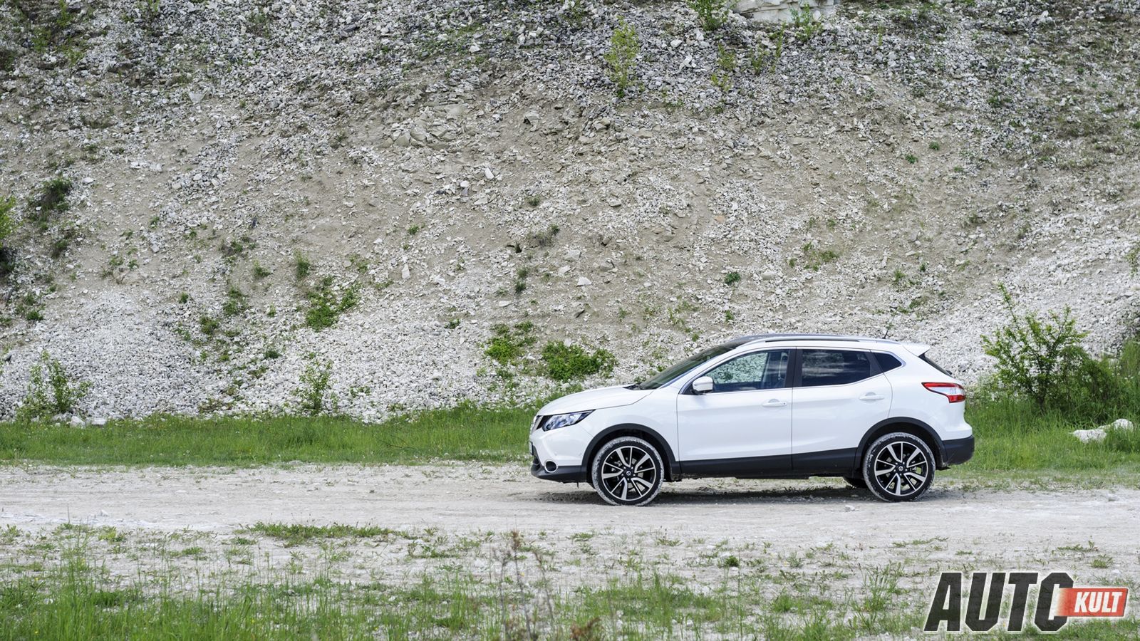 Nissan Qashqai dCi 130 4x4 Tekna - test [galeria zdjęć] 10