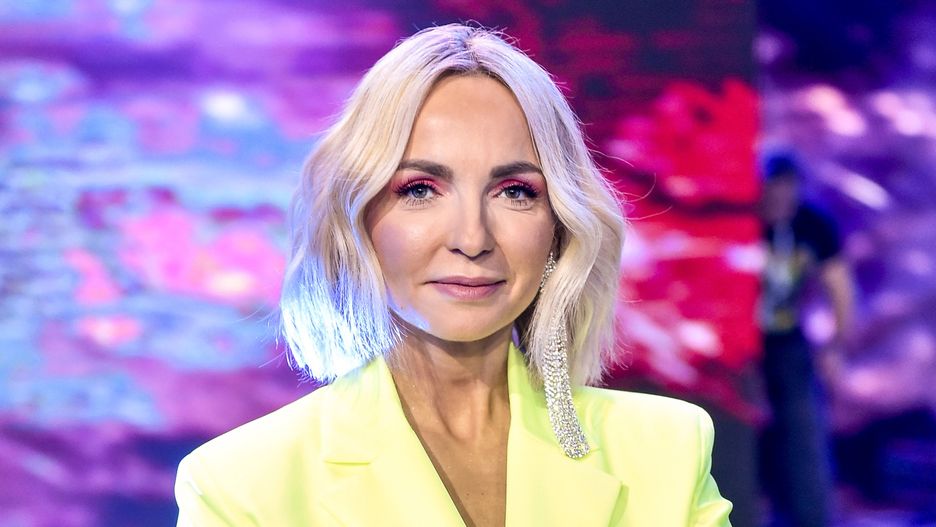 Anna Wyszkoni postawiła na grzywkę