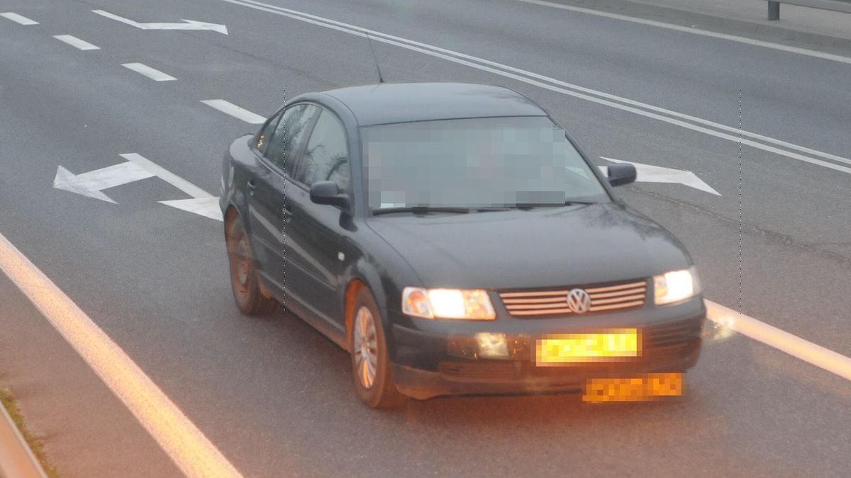 Takie zdjęcie może kosztować 500 zł. Osoby, które próbują uniknąć odpowiedzialności, czasami są surowiej karani przez sądy