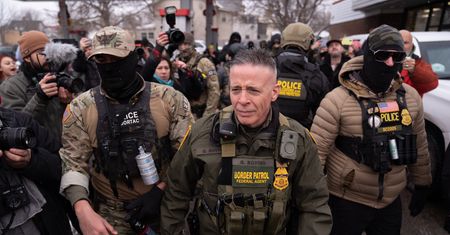 ICE może używać gazu. Nagrania z protestu mrożą krew w żyłach