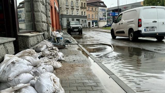 Wielka woda w centrum Jeleniej Góry
