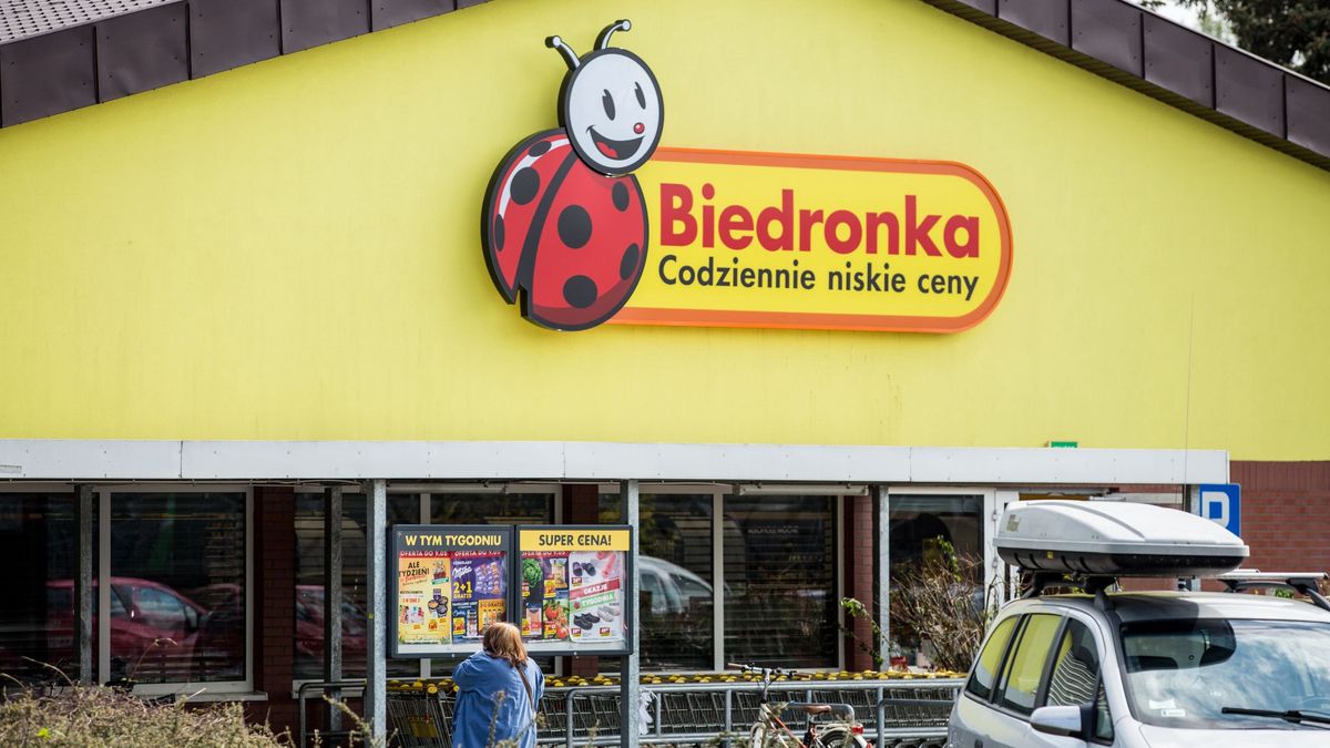 Biedronka zapowiada przeceny z okazji Dnia Matki