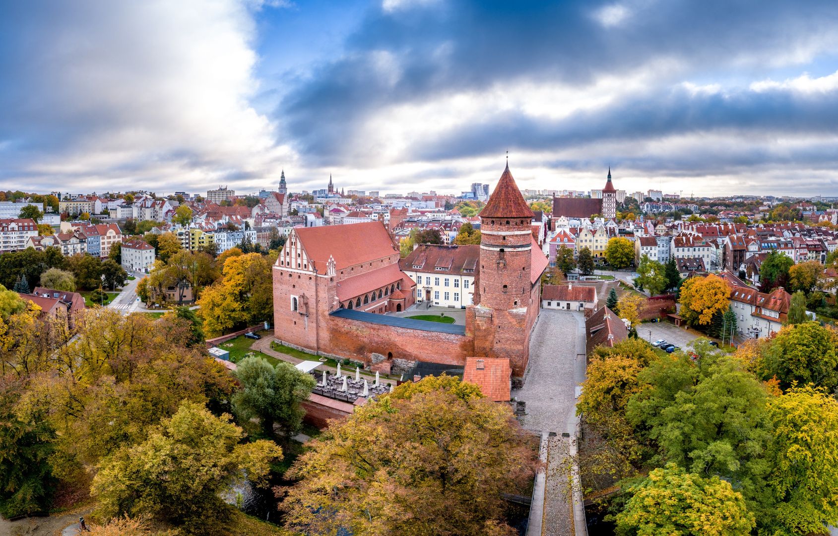 Pogoda w Olsztynie. Prognoza na środę, 7 maja 2025. Słoneczny dzień i chłodny poranek