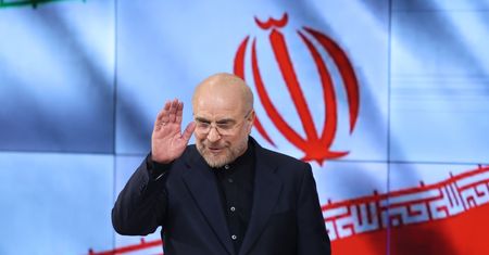 Trump mówi o negocjacjach z Iranem. Jest odpowiedź: manipuluje rynkami