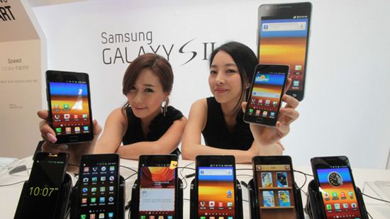 Samsung chce sprzedać 374 mln komórek w 2012 roku – Nokia ma powody do zmartwień? 1