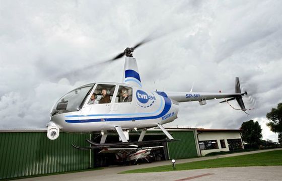 Śmigłowiec TVN lądował awaryjnie, jest mocno uszkodzony