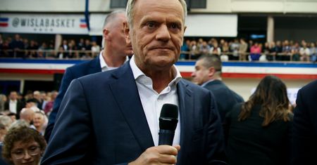 Donald Tusk - największy "złodziej" polskiej polityki [OPINIA]