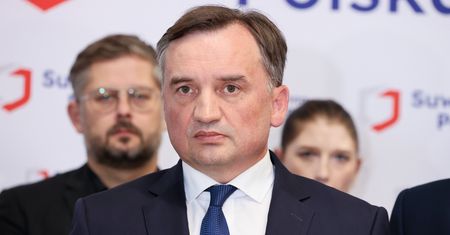 Kierowca bmw uciekł? "Kompromitacja! Czas na dymisje w rządzie"