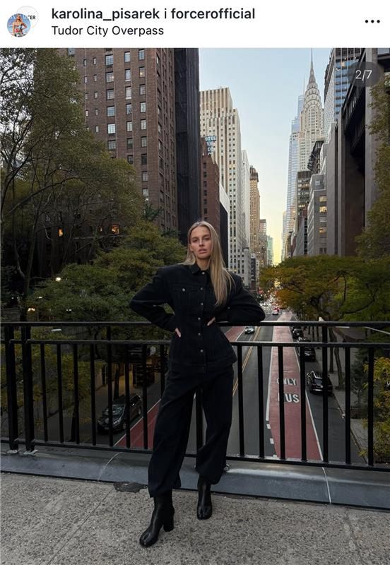 Karolina Pisarek w butach Tabi